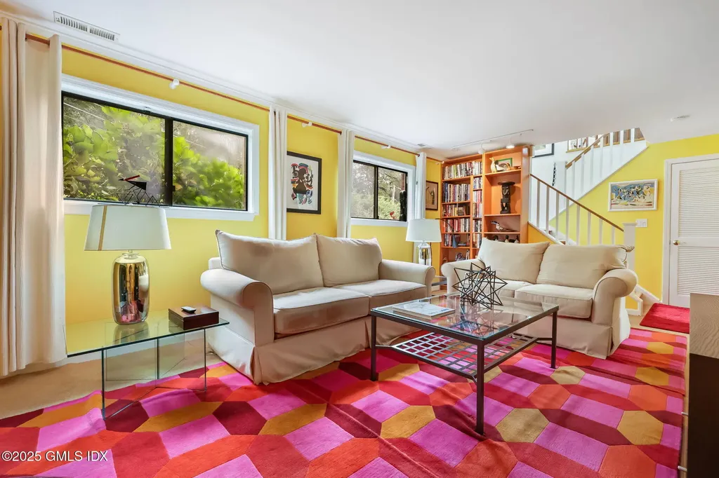 350 Valley Road Cos Cob CT 06807