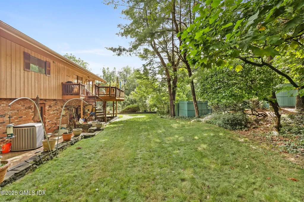 350 Valley Road Cos Cob CT 06807