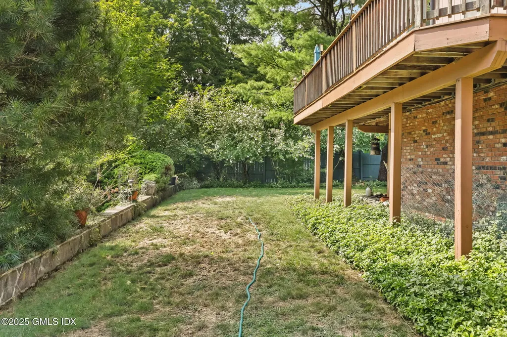 350 Valley Road Cos Cob CT 06807