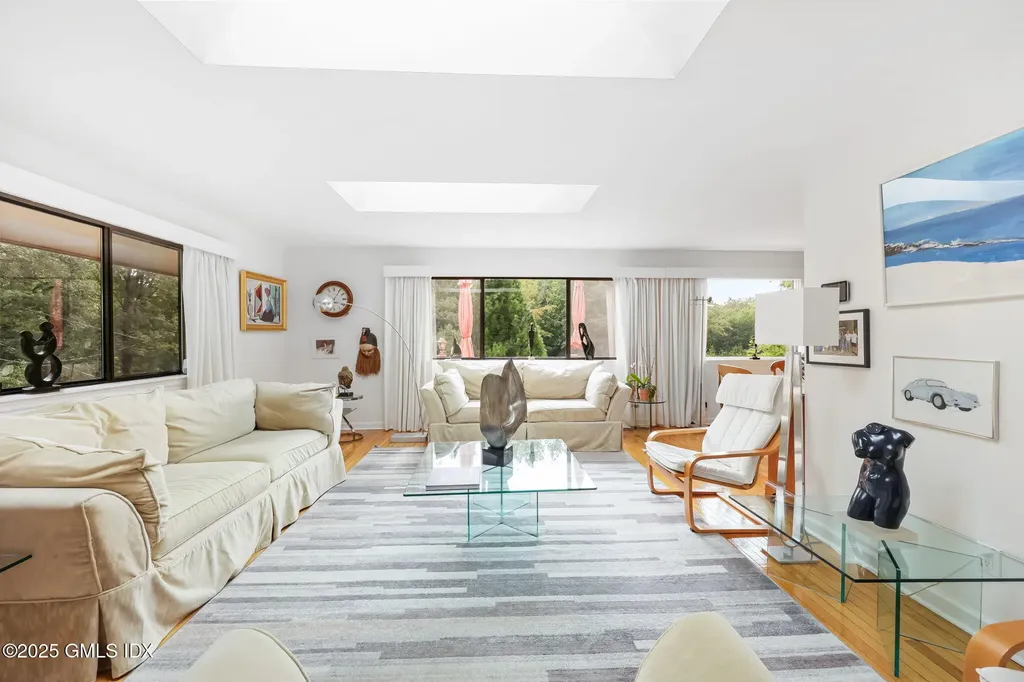 350 Valley Road Cos Cob CT 06807