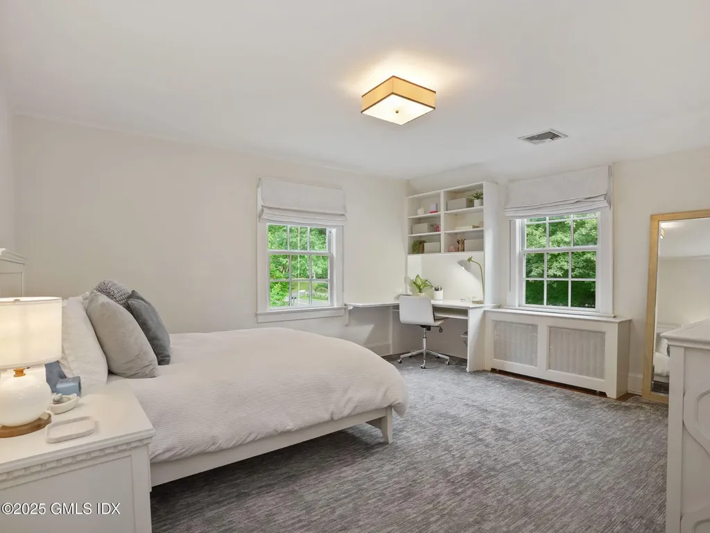 143 Lockwood Road Riverside CT 06878