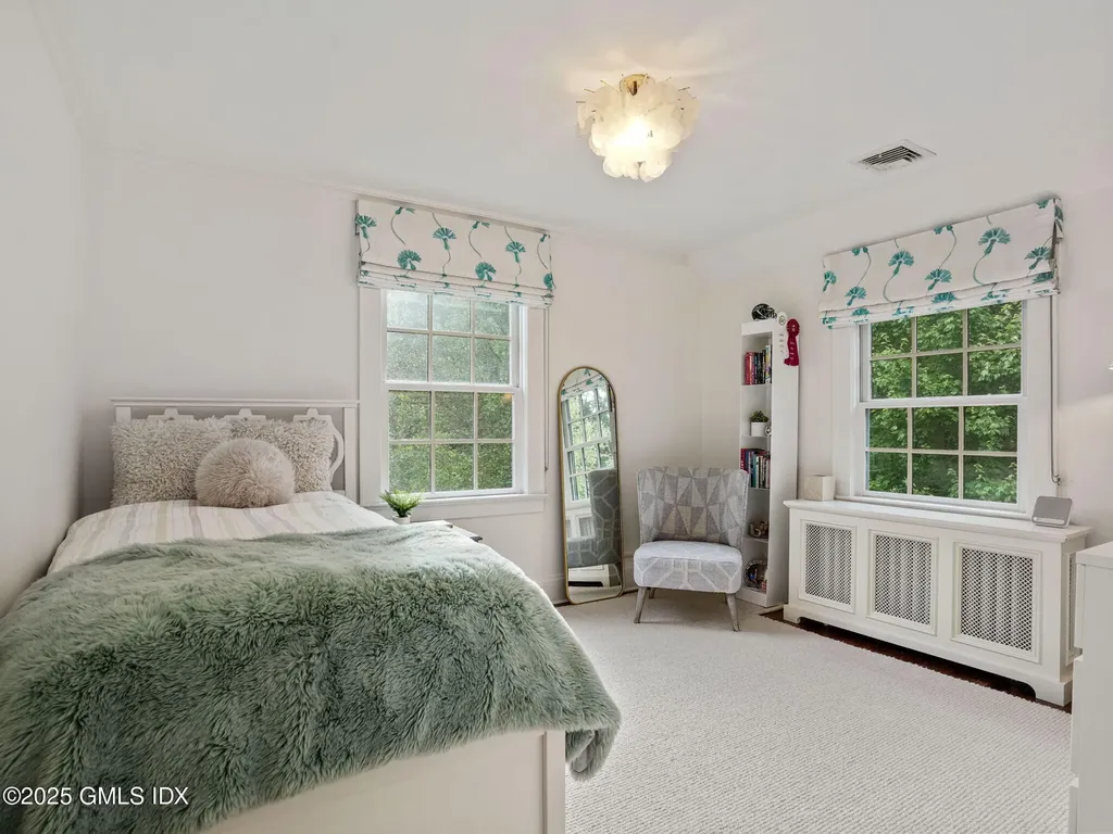 143 Lockwood Road Riverside CT 06878