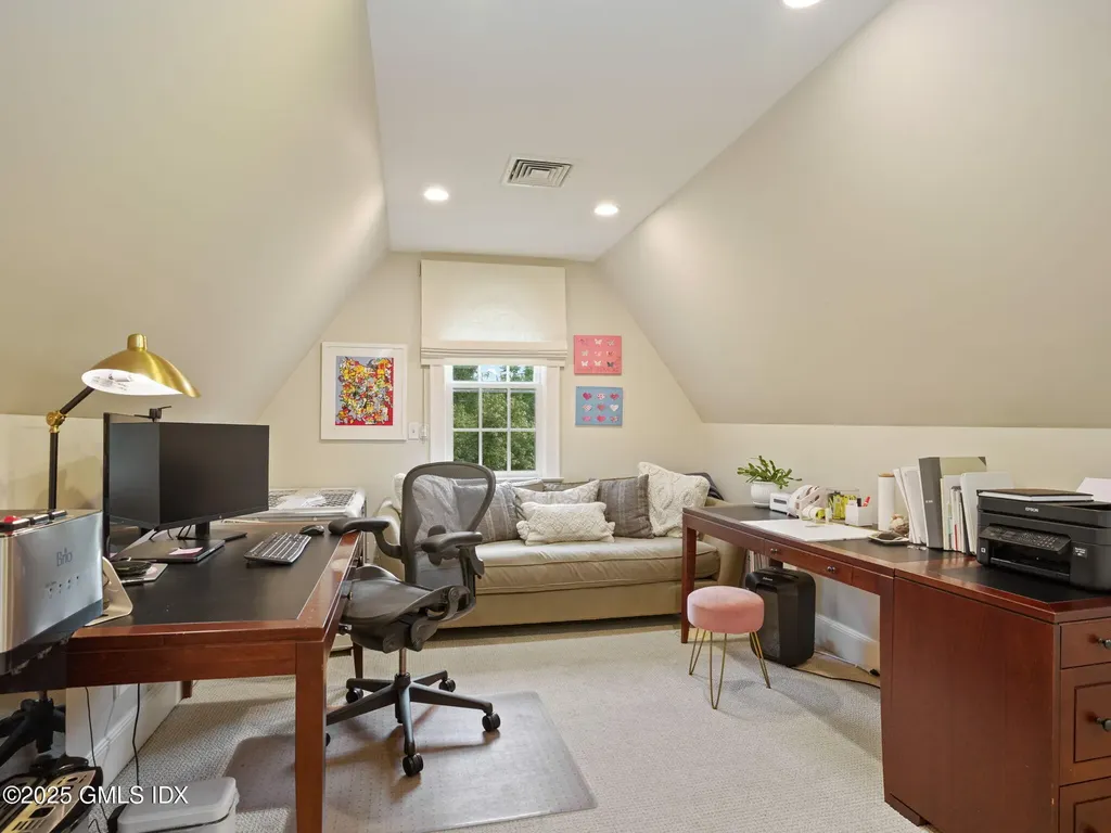 143 Lockwood Road Riverside CT 06878