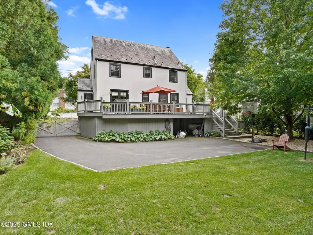 143 Lockwood Road Riverside CT 06878