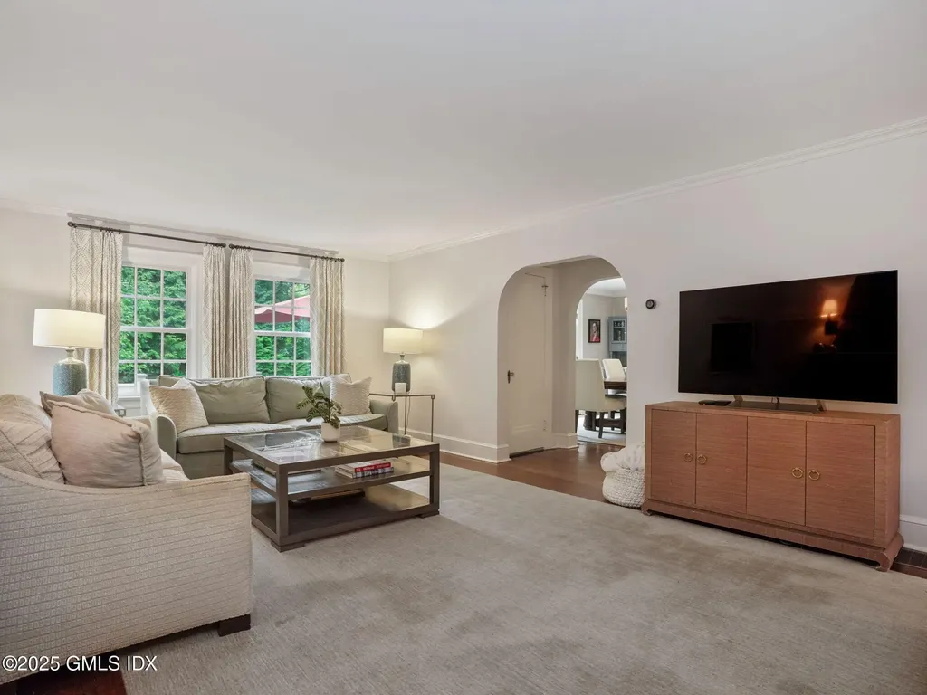 143 Lockwood Road Riverside CT 06878