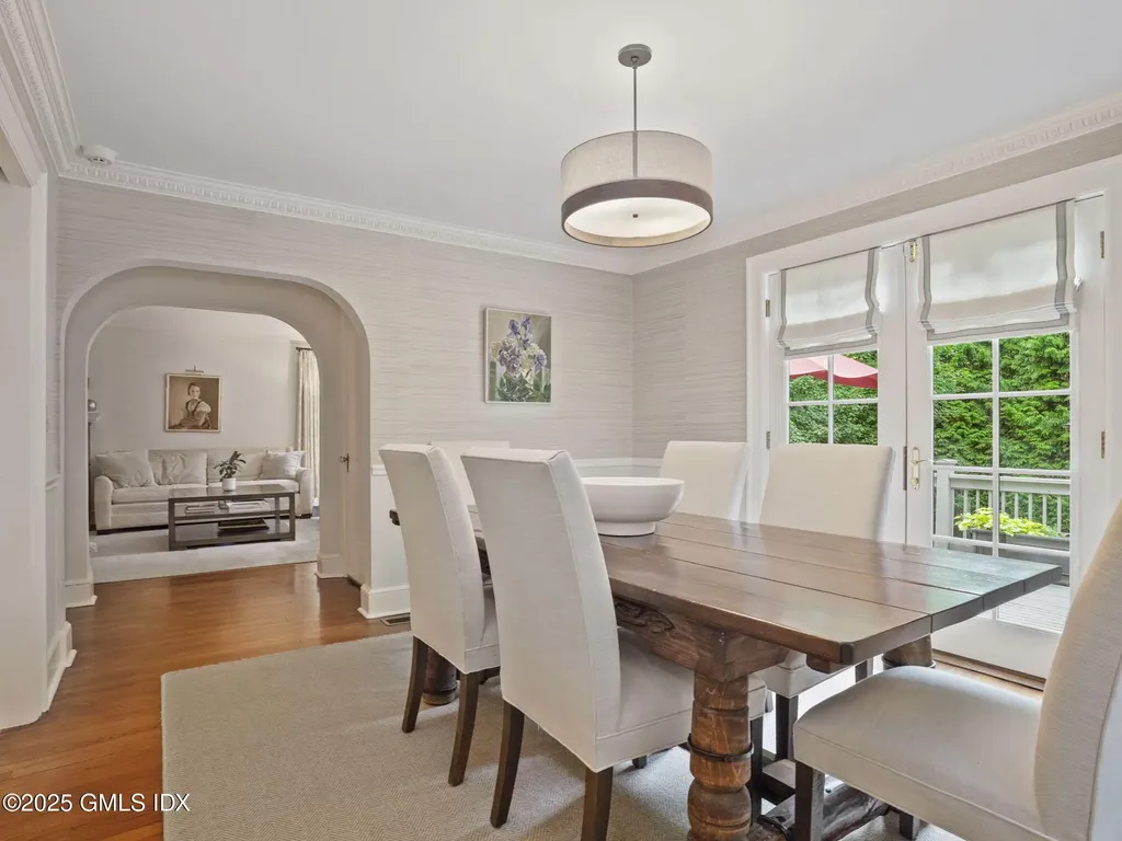 143 Lockwood Road Riverside CT 06878