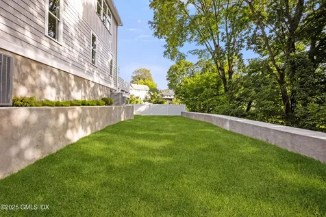 10 Highland Place Greenwich CT 06831