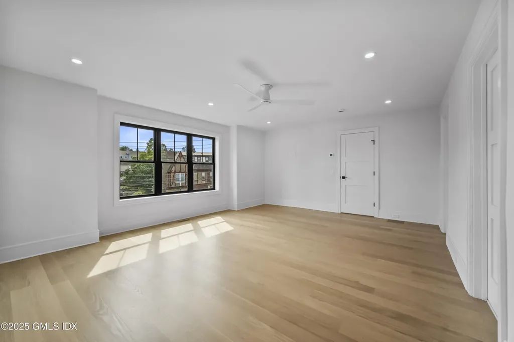 71 Old Field Point Road Greenwich CT 06830