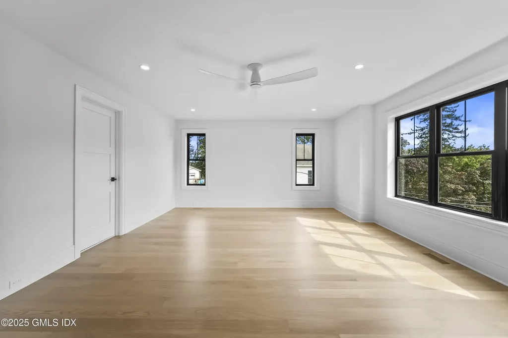 71 Old Field Point Road Greenwich CT 06830