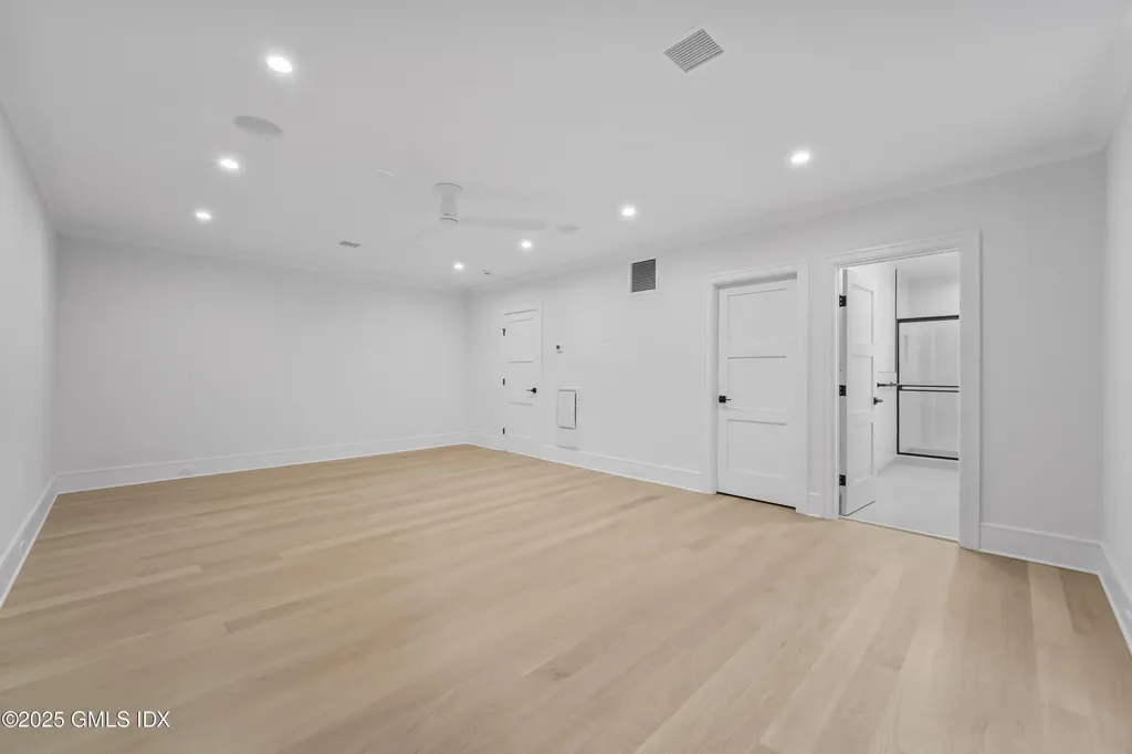 71 Old Field Point Road Greenwich CT 06830