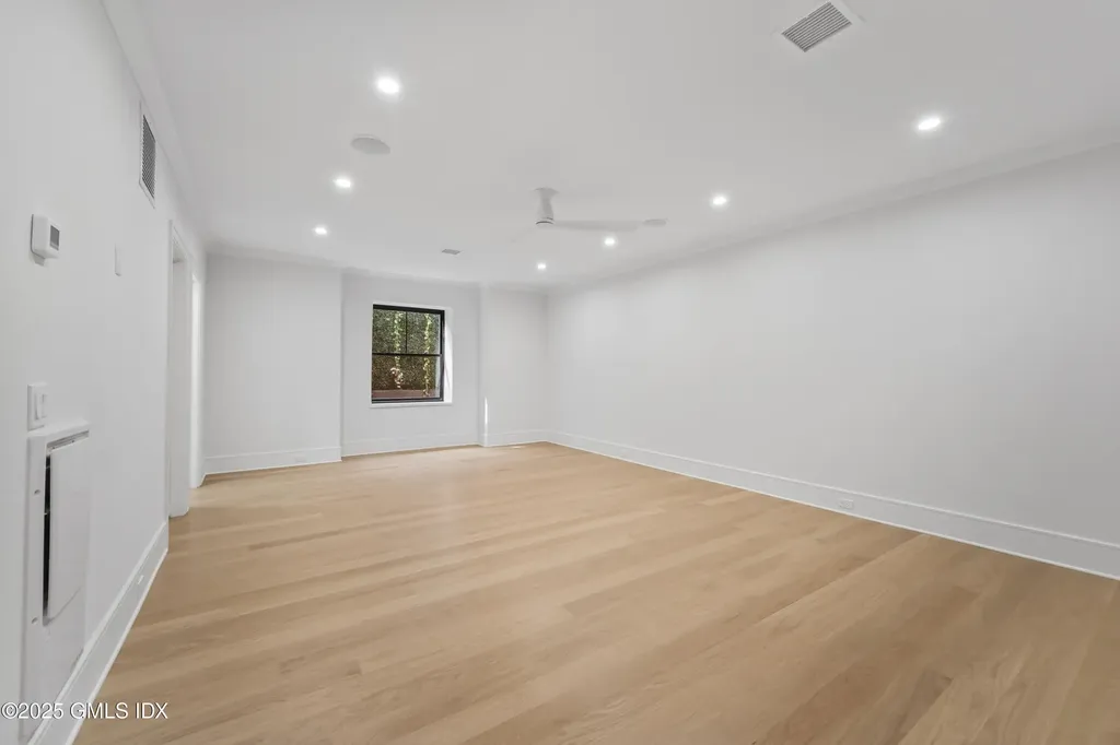 71 Old Field Point Road Greenwich CT 06830