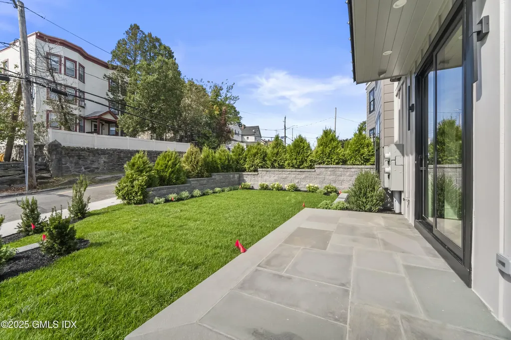 71 Old Field Point Road Greenwich CT 06830