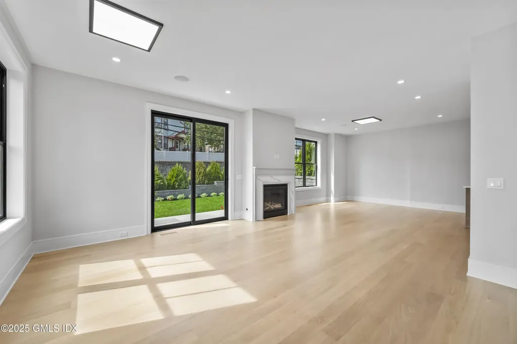 71 Old Field Point Road Greenwich CT 06830