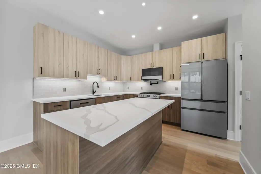 71 Old Field Point Road Greenwich CT 06830