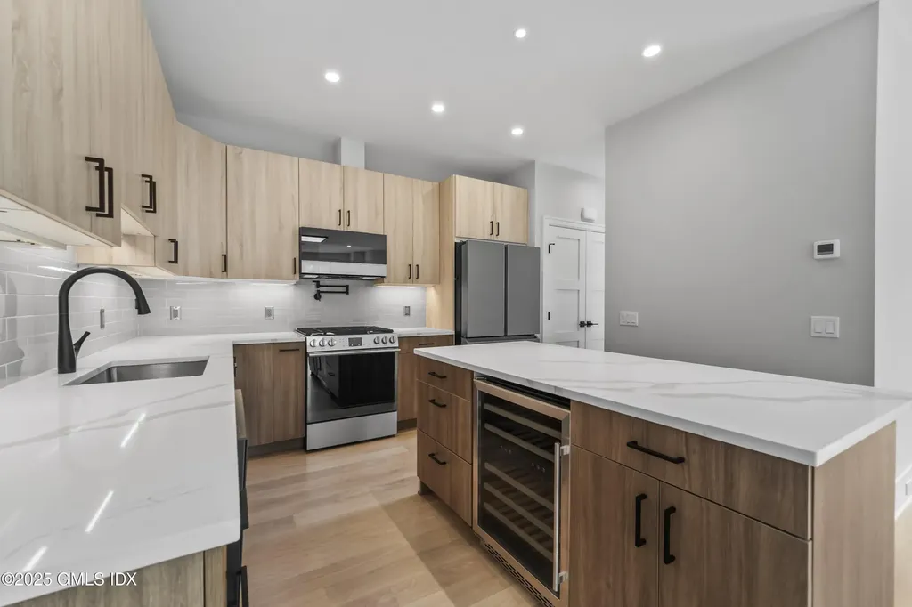 71 Old Field Point Road Greenwich CT 06830