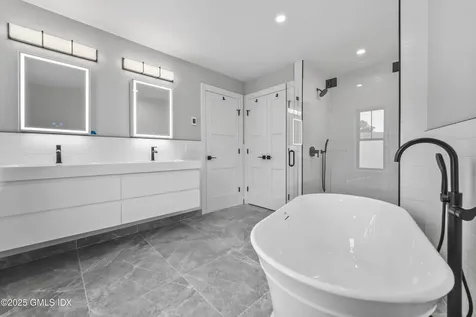 71 Old Field Point Road Greenwich CT 06830