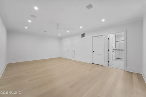 71 Old Field Point Road Greenwich CT 06830