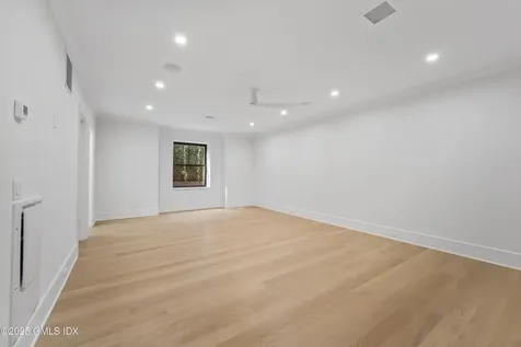 71 Old Field Point Road Greenwich CT 06830