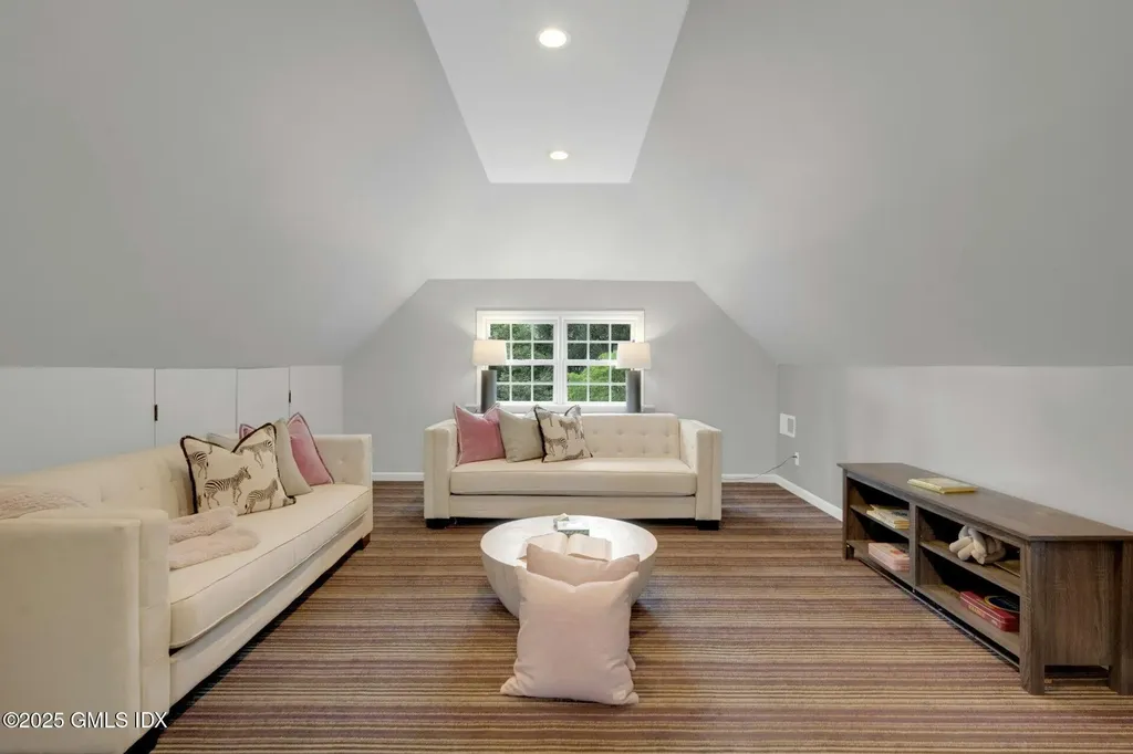 68 Orchard Drive Greenwich CT 06830
