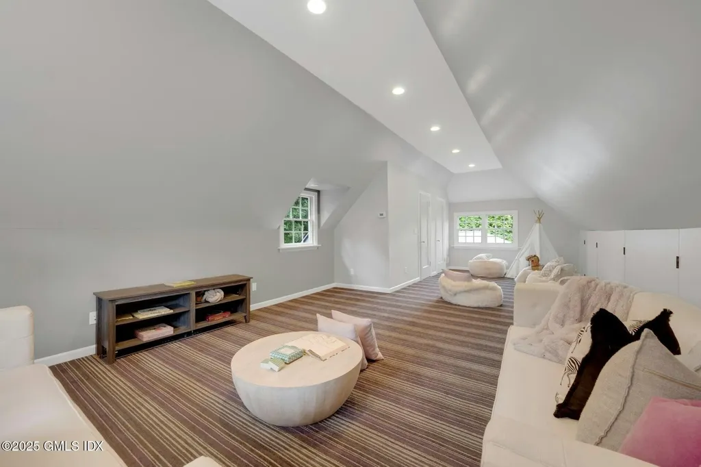 68 Orchard Drive Greenwich CT 06830