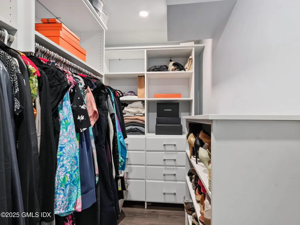 3 Davenport Drive Stamford CT 06902