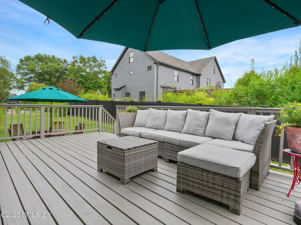 3 Davenport Drive Stamford CT 06902