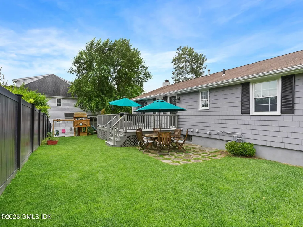 3 Davenport Drive Stamford CT 06902