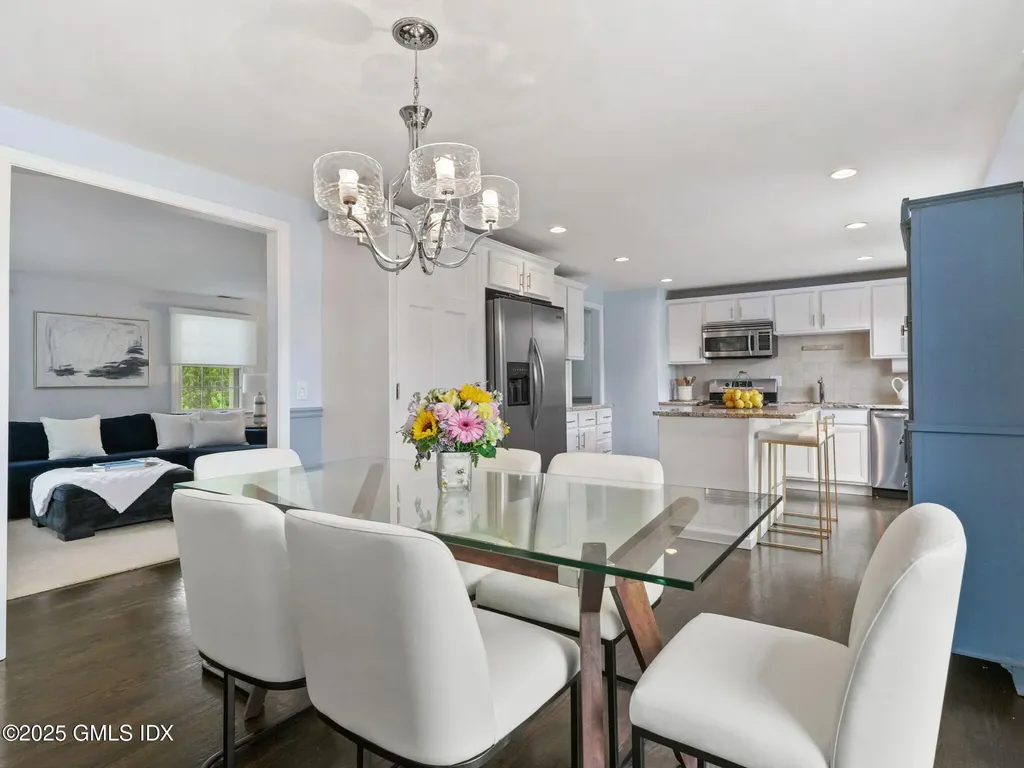 3 Davenport Drive Stamford CT 06902