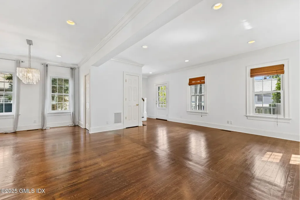 44 Northfield Street Greenwich CT 06830