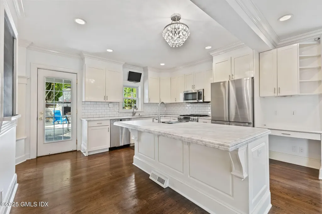 44 Northfield Street Greenwich CT 06830