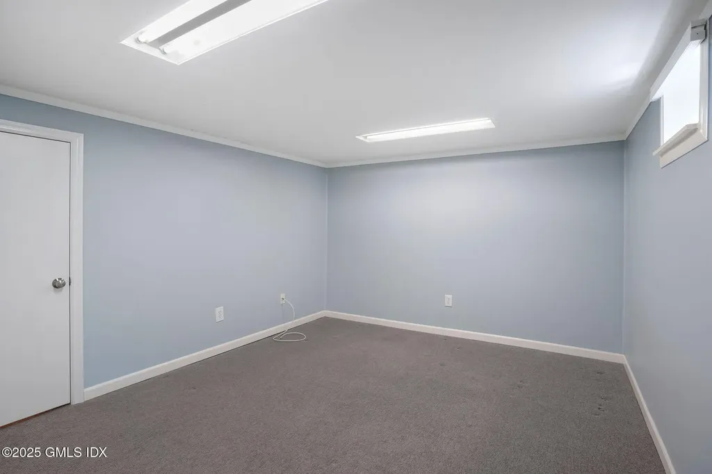 375 Sylvan Knoll Road Stamford CT 06902