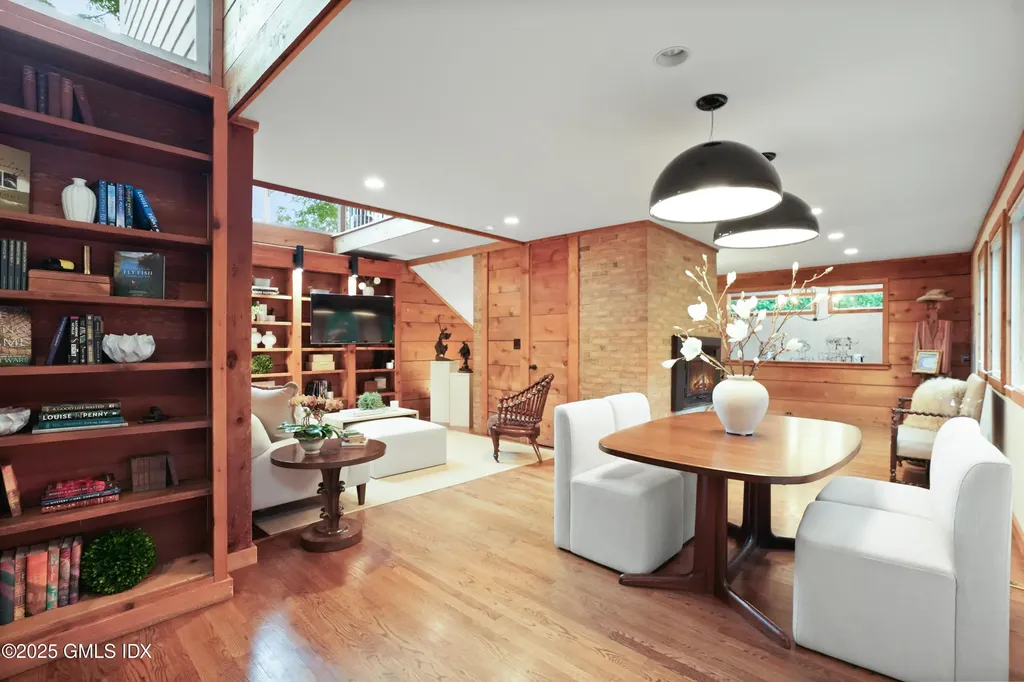 24 Sawmill Lane Greenwich CT 06830