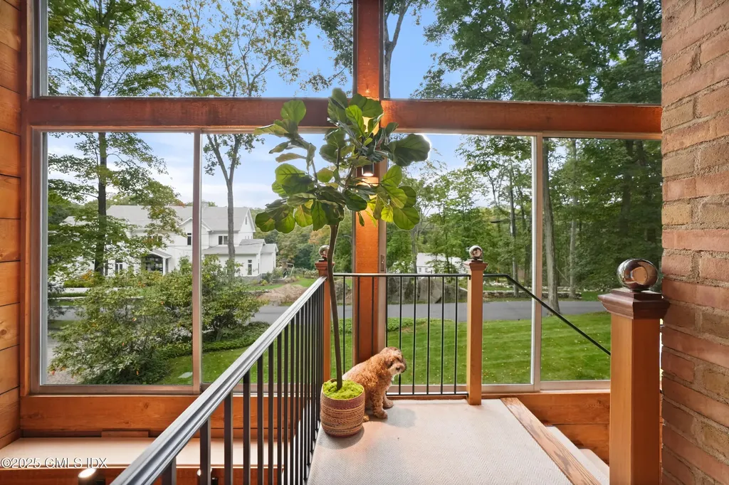 24 Sawmill Lane Greenwich CT 06830