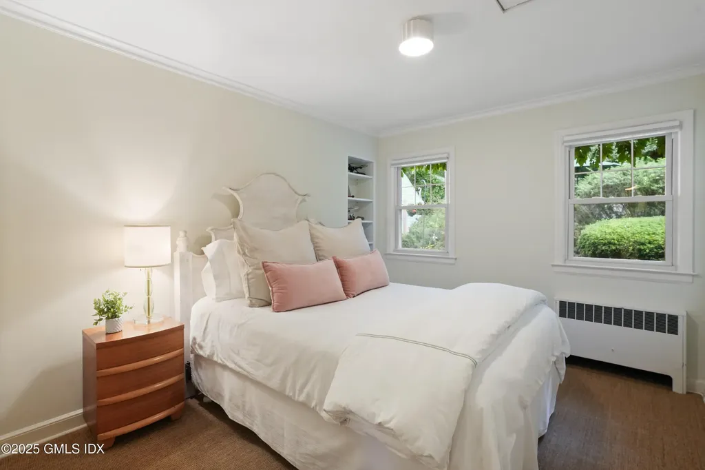 24 Sawmill Lane Greenwich CT 06830