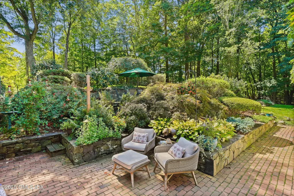 24 Sawmill Lane Greenwich CT 06830