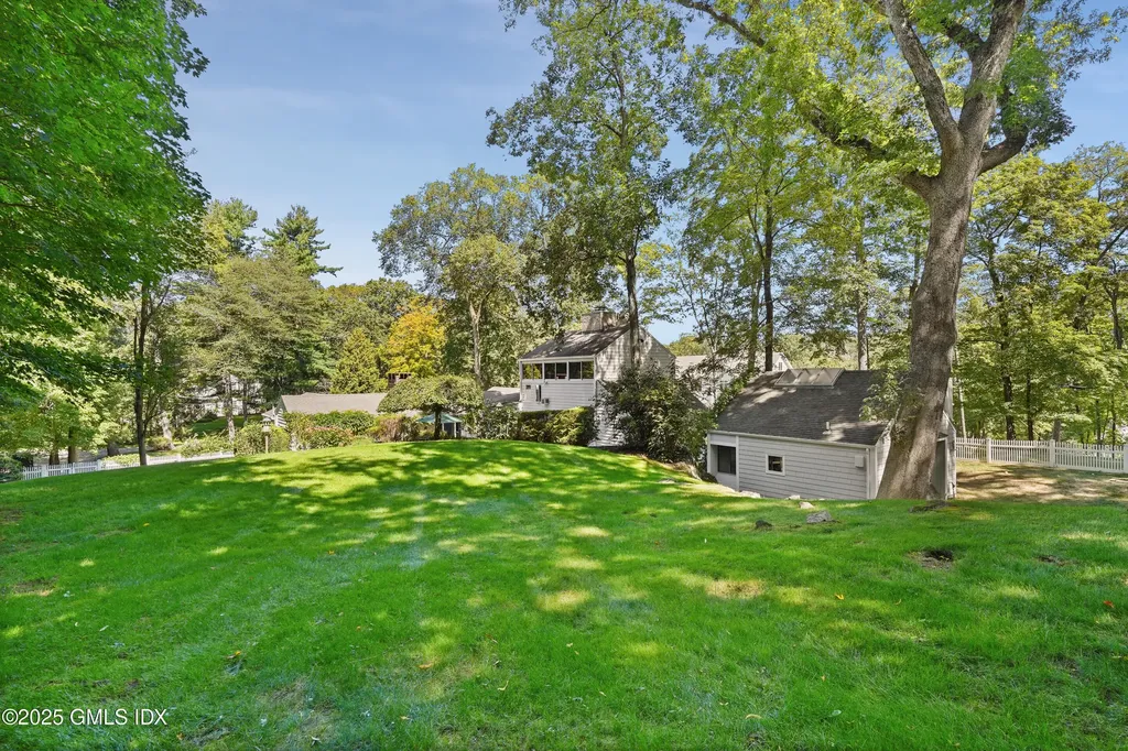 24 Sawmill Lane Greenwich CT 06830