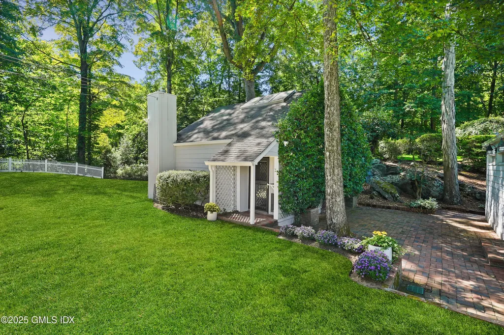 24 Sawmill Lane Greenwich CT 06830