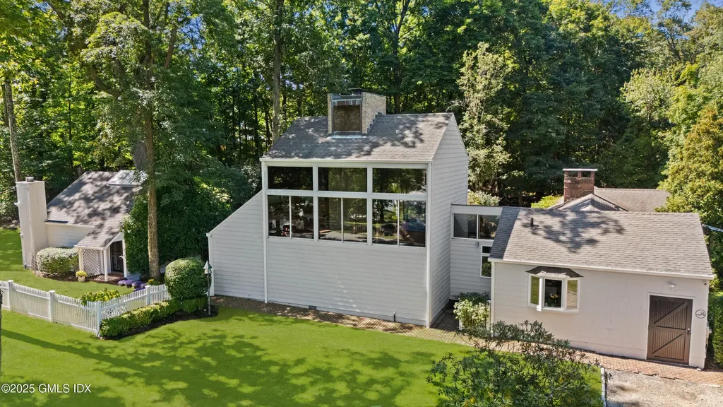 24 Sawmill Lane Greenwich CT 06830