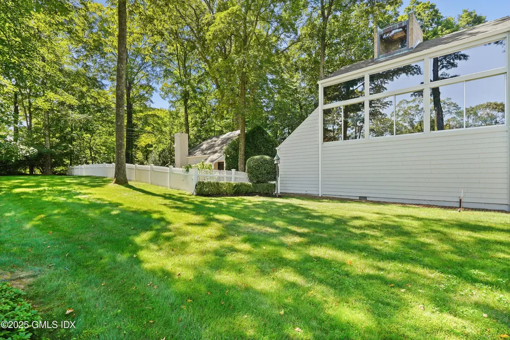 24 Sawmill Lane Greenwich CT 06830