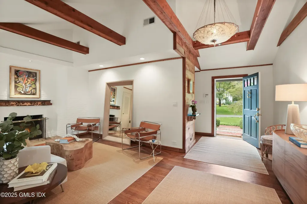 24 Sawmill Lane Greenwich CT 06830