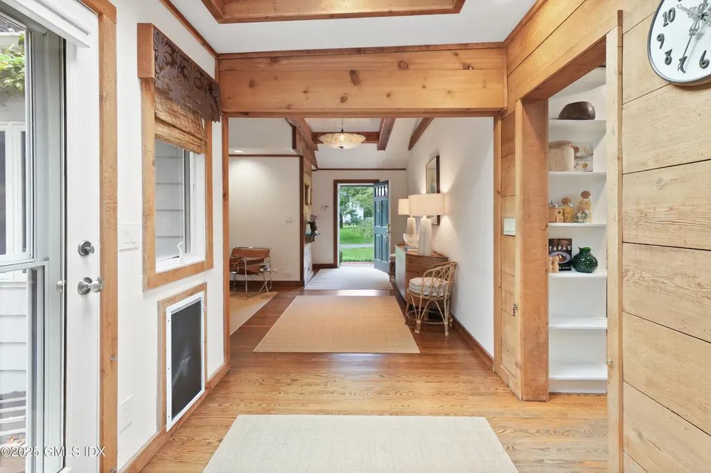 24 Sawmill Lane Greenwich CT 06830