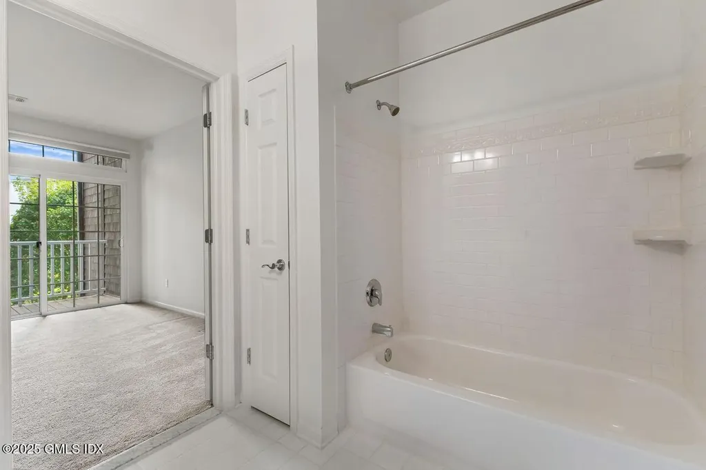 850 E Main Street Stamford CT 06902