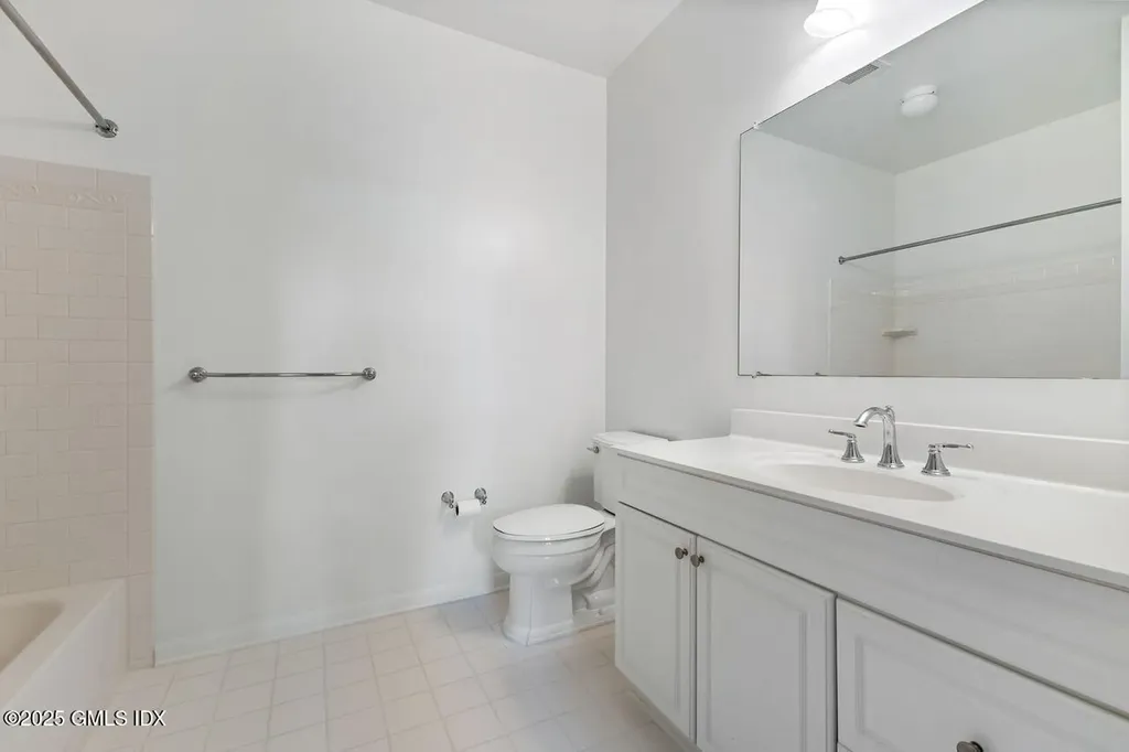 850 E Main Street Stamford CT 06902