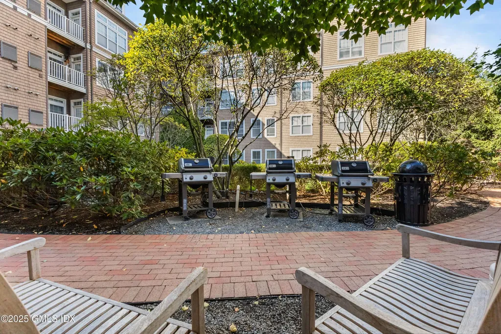 850 E Main Street Stamford CT 06902