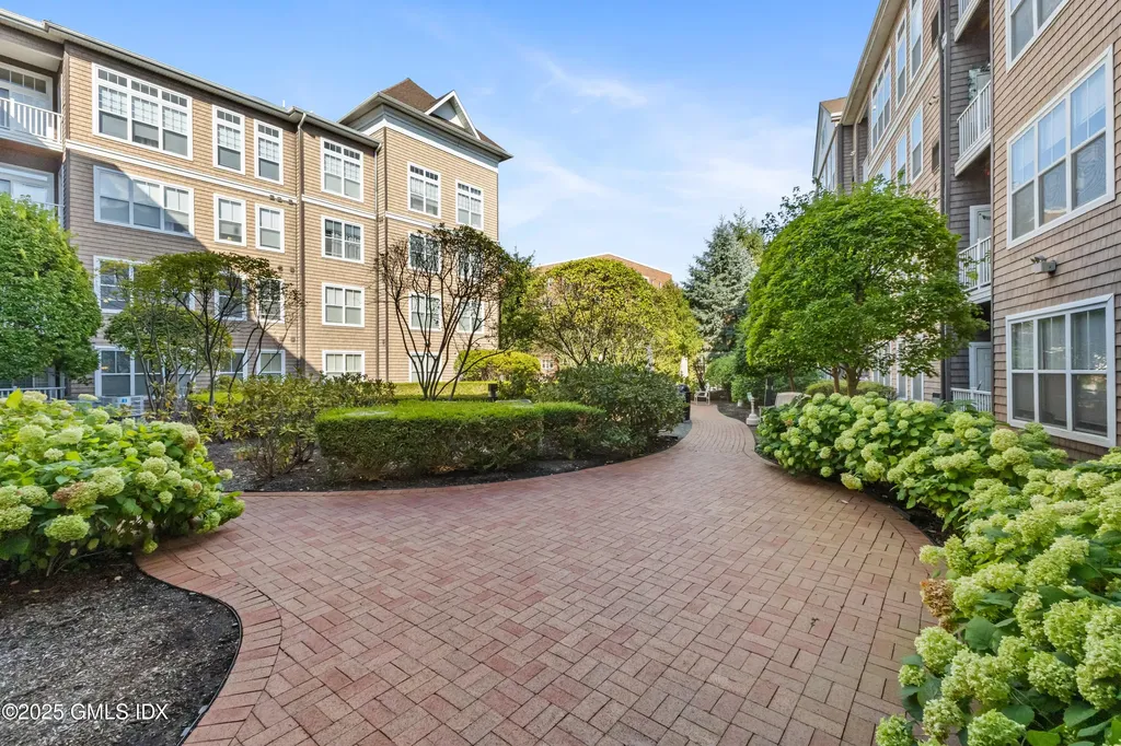 850 E Main Street Stamford CT 06902