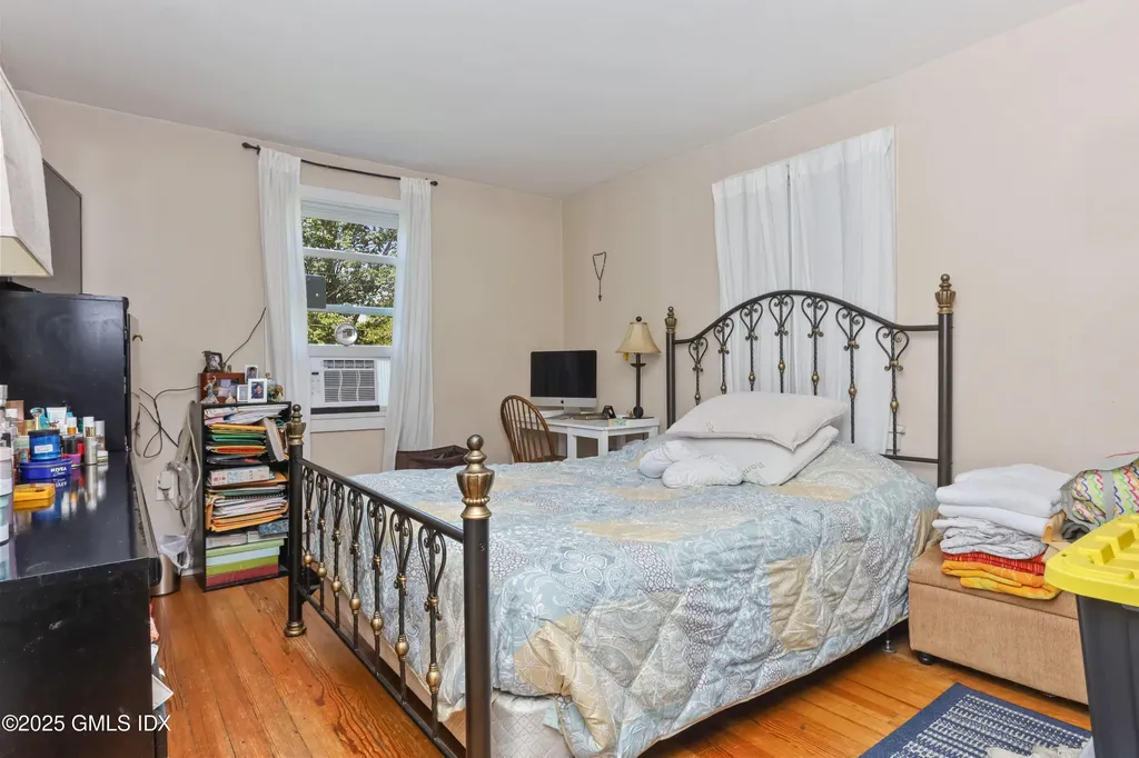 25 Hoover Road Riverside CT 06878