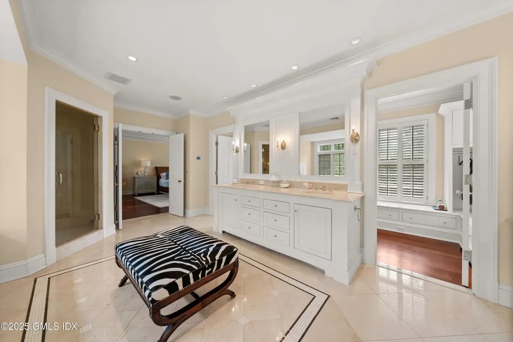 62 Summersweet Lane New Canaan CT 06840