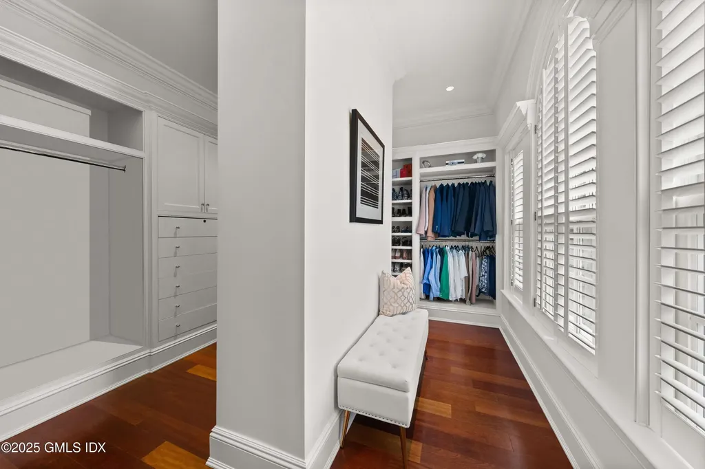 62 Summersweet Lane New Canaan CT 06840