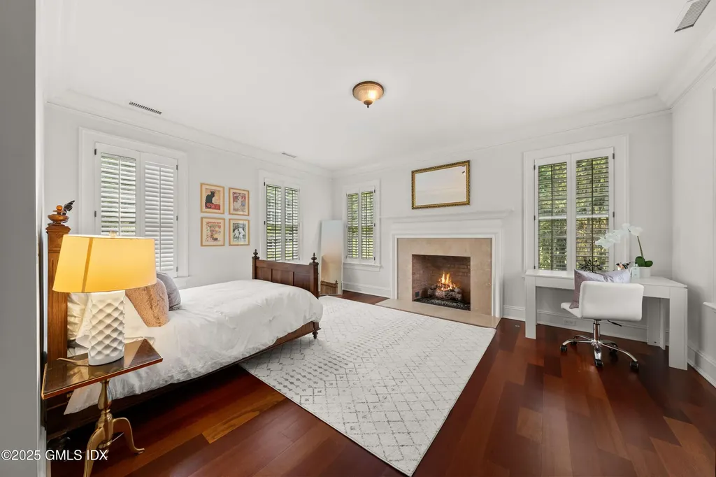 62 Summersweet Lane New Canaan CT 06840