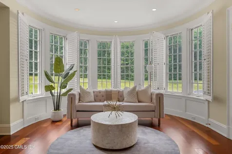 62 Summersweet Lane New Canaan CT 06840